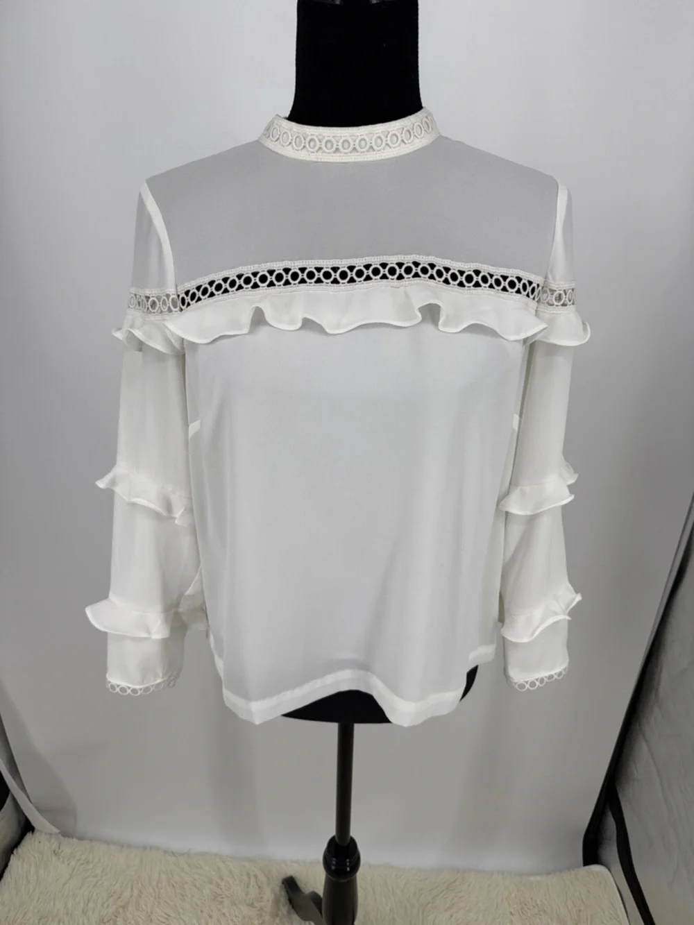 J. Crew Cream Ruffle Lace-Trim Long-Sleeve Blouse size 4